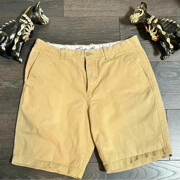 Eddie Bauer Cargo shorts - Picture 1 of 3